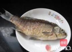 红豆鲫鱼汤的做法图解5