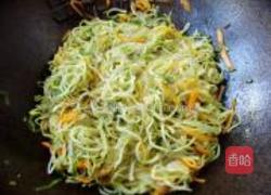 绿豆芽炒粉的做法图解7