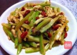 枸杞西芹鸡丝小炒的做法图解6