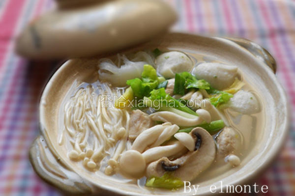 鱼丸杂菌煲
