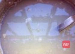 品臻客稻香花胶粥的做法图解3