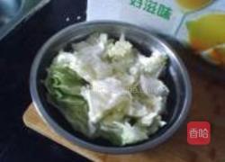 鲜蘑圆白菜的做法图解2
