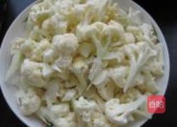 肉丝菜花的做法图解2
