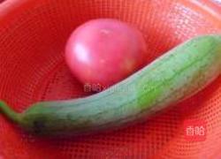 西红柿炒丝瓜的做法图解1