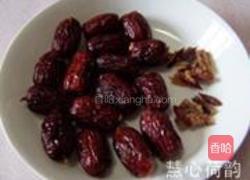 蜜汁银耳红枣莲子枸的做法图解10