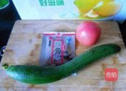 丝瓜番茄猪骨汤的做法图解1