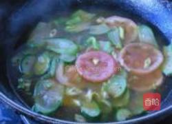 丝瓜番茄猪骨汤的做法图解7