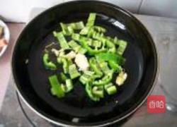 辣椒炒豆干的做法图解4