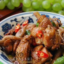 张家界野生菌烧鸡的做法[图]
