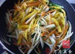 茭白炒蛋丝的做法图解5