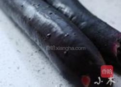 油焖茄子的做法图解1