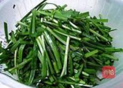 韭菜香菇炒肉丝的做法图解1