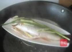 蒸鲈鱼的做法图解4
