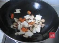 葱油草菇的做法图解6