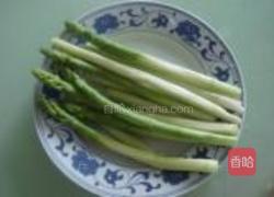 芦笋鸡丝的做法图解1