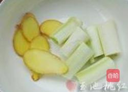 玉米葫芦瓜排骨汤的做法图解3