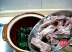 砂锅排骨海带汤的做法图解7