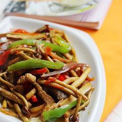 乌贼鲞炒茶树菇的做法[图]