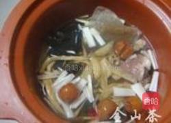 黄花海带牛尾汤的做法图解4