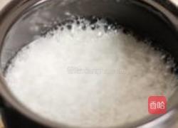 奶香蓝莓燕麦粥的做法图解2