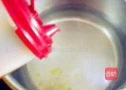 白灼豆芽茼蒿的做法图解3