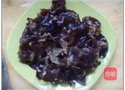 姜汁木耳的做法图解2