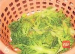 老干妈酱炒西兰花的做法图解6