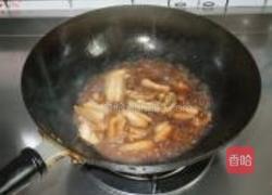 五花肉烧土豆芸豆的做法图解6