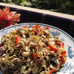 清炒黑豆芽的做法[图]