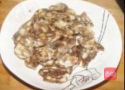 香肠豆豉焖饭的做法图解1