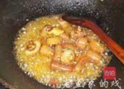 金针猪尾煲的做法图解2