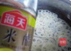 凉拌藕片的做法图解3