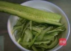 糖醋黄瓜的做法图解1