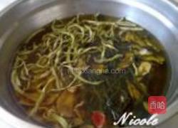 家味干菜烧五花肉的做法图解1