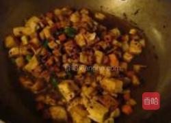 五彩家常豆腐丁的做法图解10