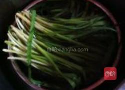 韭菜炒鸡蛋的做法图解1