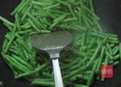 青椒炒豆角的做法图解4