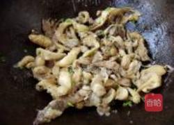 腐竹鲜蘑烧白菜的做法图解4
