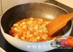 茄汁松仁鸡丁的做法图解6