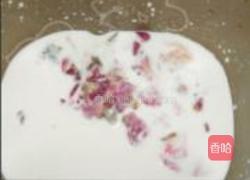 玫瑰花面包的做法图解1