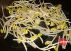 豆芽鱼片汤的做法图解4