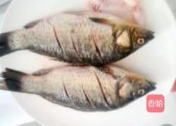 红烧鲫鱼的做法图解2