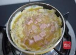 午餐肉煎蛋饼的做法图解3