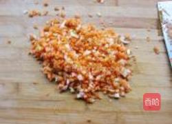 胡萝卜软煎饼的做法图解1