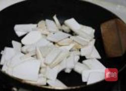 小炒酱香杏鲍菇的做法图解2