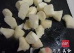 荸荠炖银耳的做法图解4