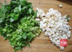 竽头芹菜海米粥的做法图解5