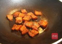 烧肉炒红萝卜的做法图解2