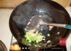 土豆白菜粉丝汤的做法图解3