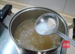 淮杞黄精炖乳鸽的做法图解11